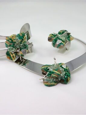 Handcrafted Green and Gold Floral Statement Necklace and Ring Set